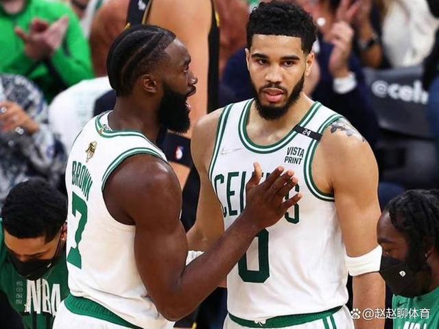 关于凯尔特人三巨头联手，塔图姆得分突破，全明星入选冲击季后赛！的信息